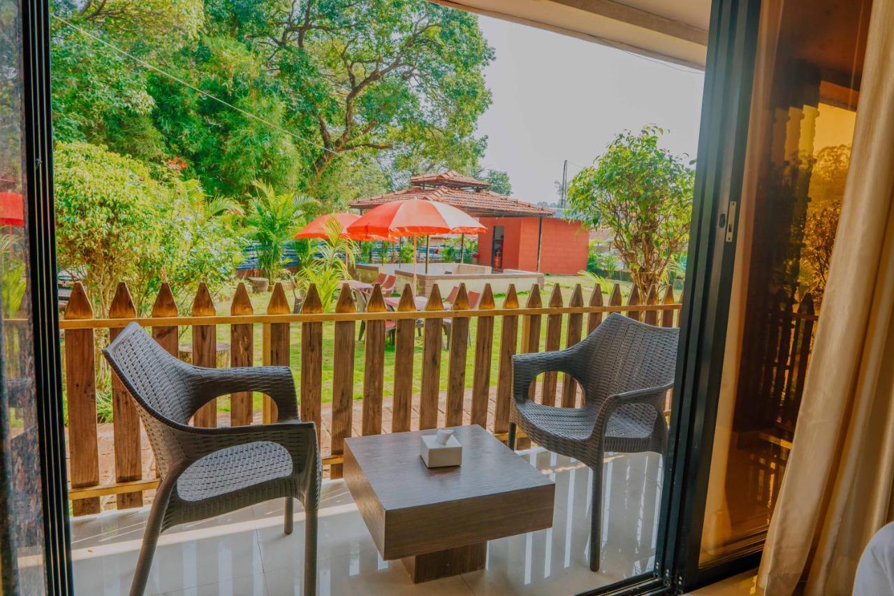 Hôtel The Oak Woods à Mahābaleshwar Extérieur photo