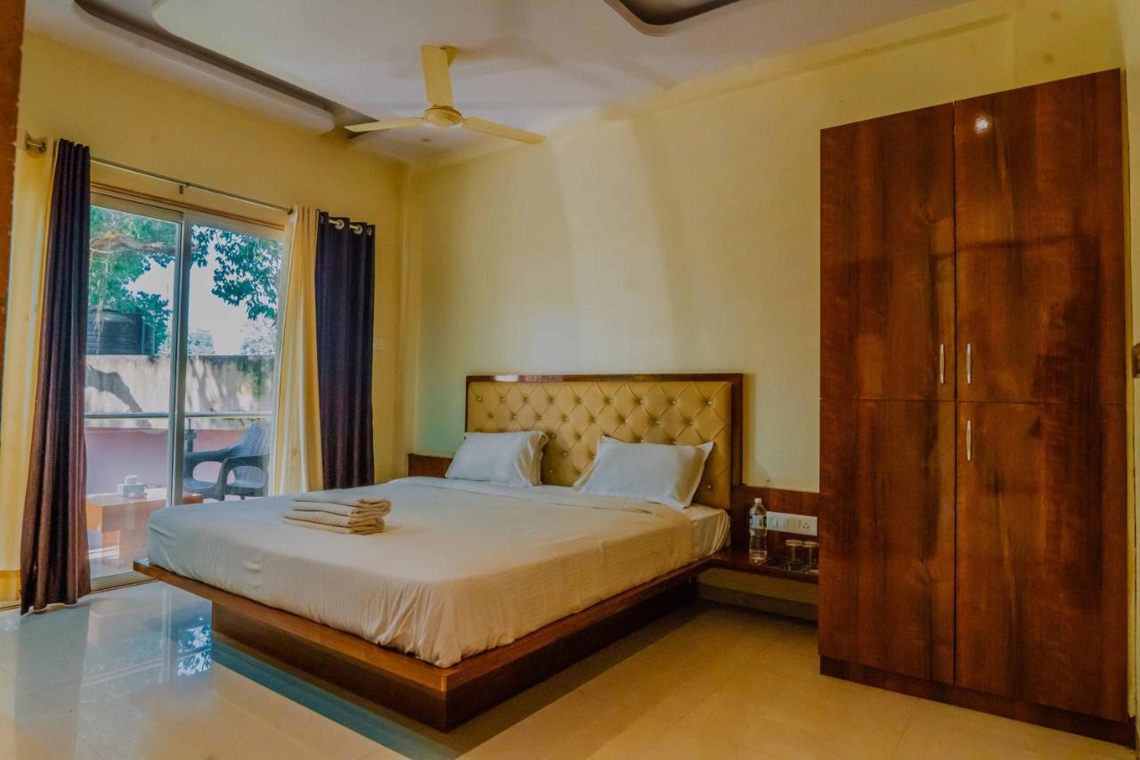 Hôtel The Oak Woods à Mahābaleshwar Extérieur photo