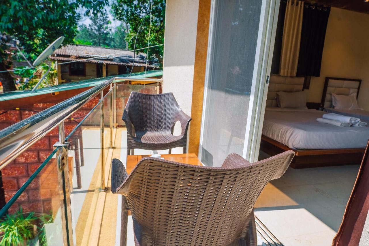 Hôtel The Oak Woods à Mahābaleshwar Extérieur photo